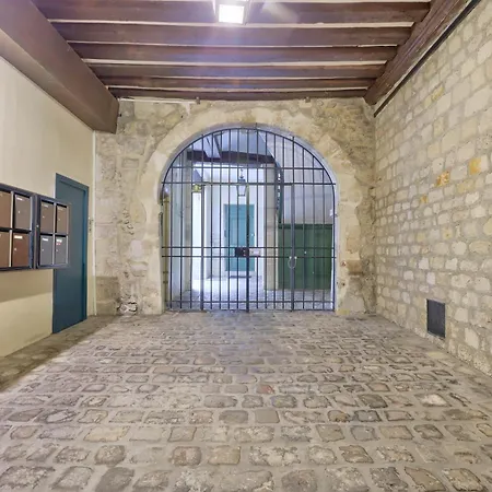 New & Design In The Heart Of Le Marais Lejlighed *