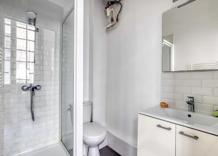 New & Design In The Heart Of Le Marais *
