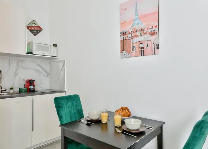 New & Design In The Heart Of Le Marais