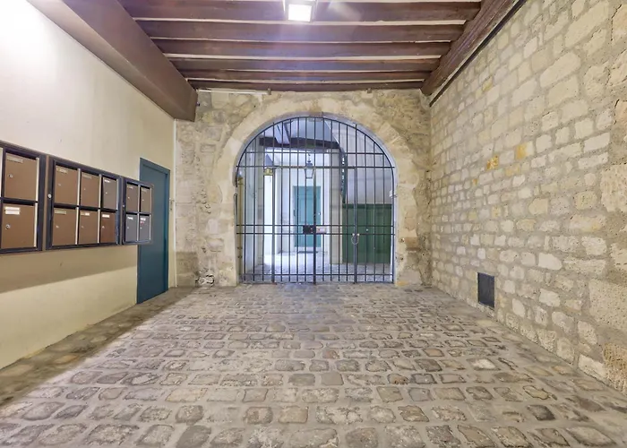 New & Design In The Heart Of Le Marais Appartamento *